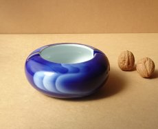 画像4: 深川製磁　 灰皿　泉文 15cm 有田焼 (4)