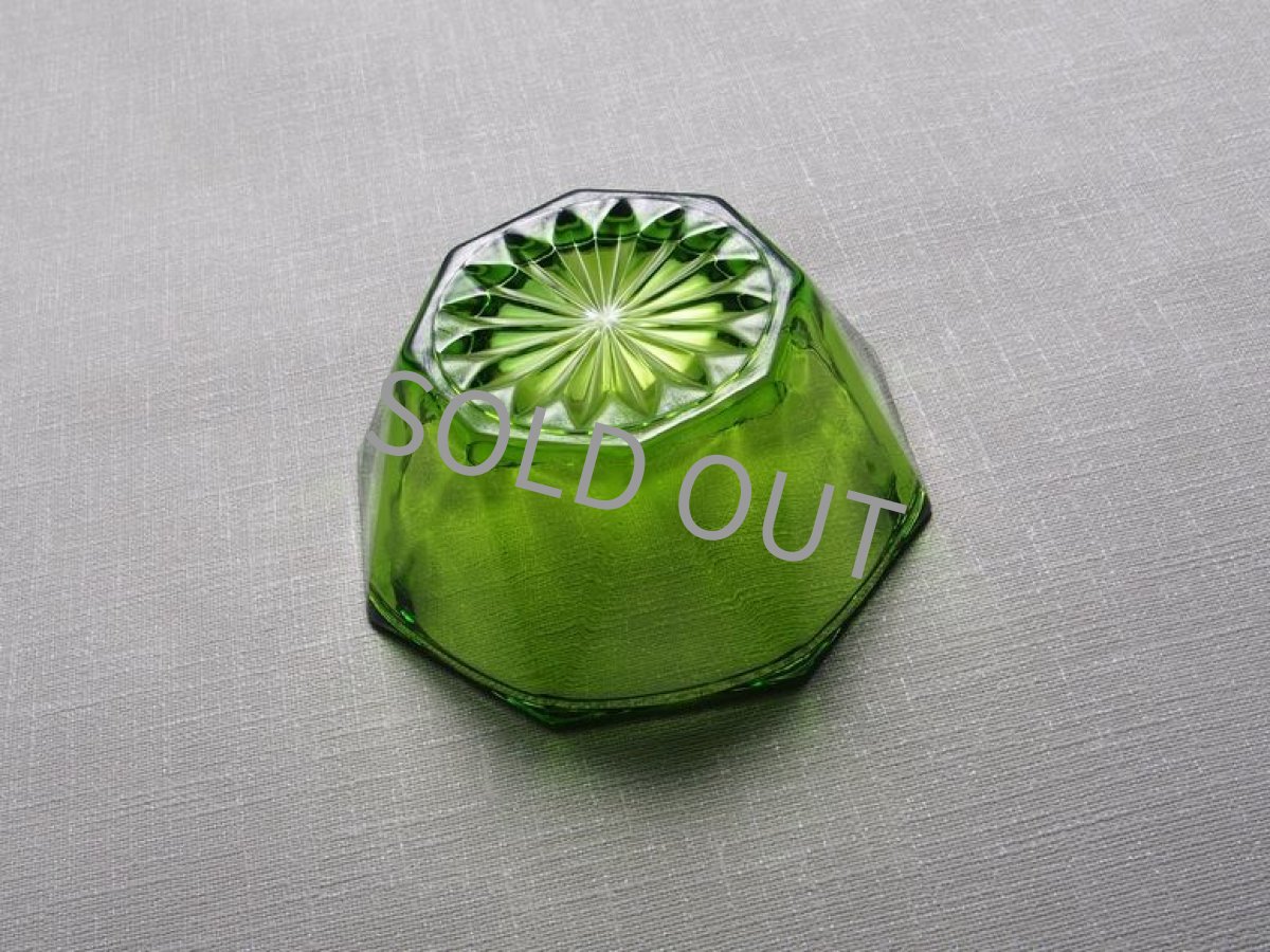 画像9: 曽我ガラス 　硝子小鉢　夕顔 11.5cm 緑 (9)