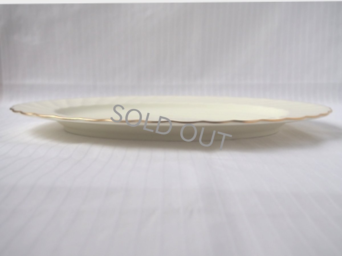 画像2: ノリタケ contemporary　多用途皿　アイボリー金彩 22.5cm (2)