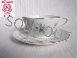 SHOP 偶然と必然の間 プレミアノリタケ 花瓶 赤バラ