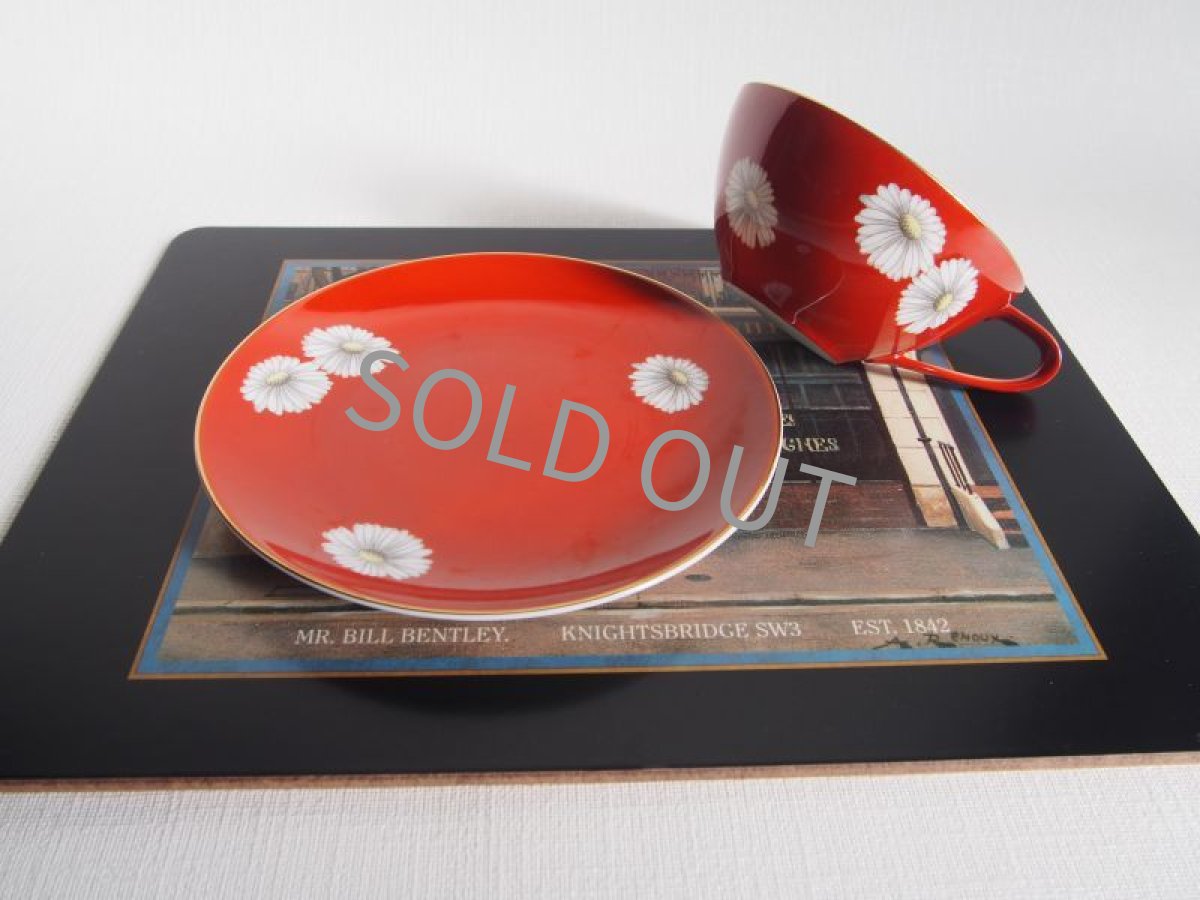 画像15: プレミアノリタケ　カップ＆ソーサー　朱地白菊  (15)