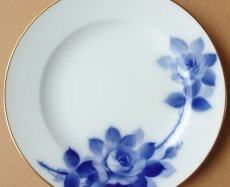 画像9: 大倉陶園 ケーキ皿 ブルーローズ 岡染め 20cm (9)