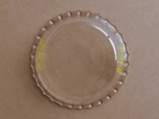 画像10: レトロ パイレックス　耐熱ふち飾り皿 小 15cm 黄花 日本製 (10)