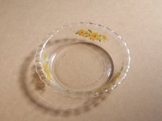 画像4: レトロ パイレックス　耐熱ふち飾り皿 小 15cm ひまわり 日本製 (4)