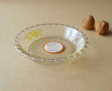 画像2: レトロ パイレックス 耐熱ふち飾り皿 小　15cm 黄花 日本製 (2)