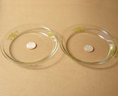 画像1: レトロ パイレックス 岩城硝子 耐熱パイ皿 黄花 22.5cm 日本製