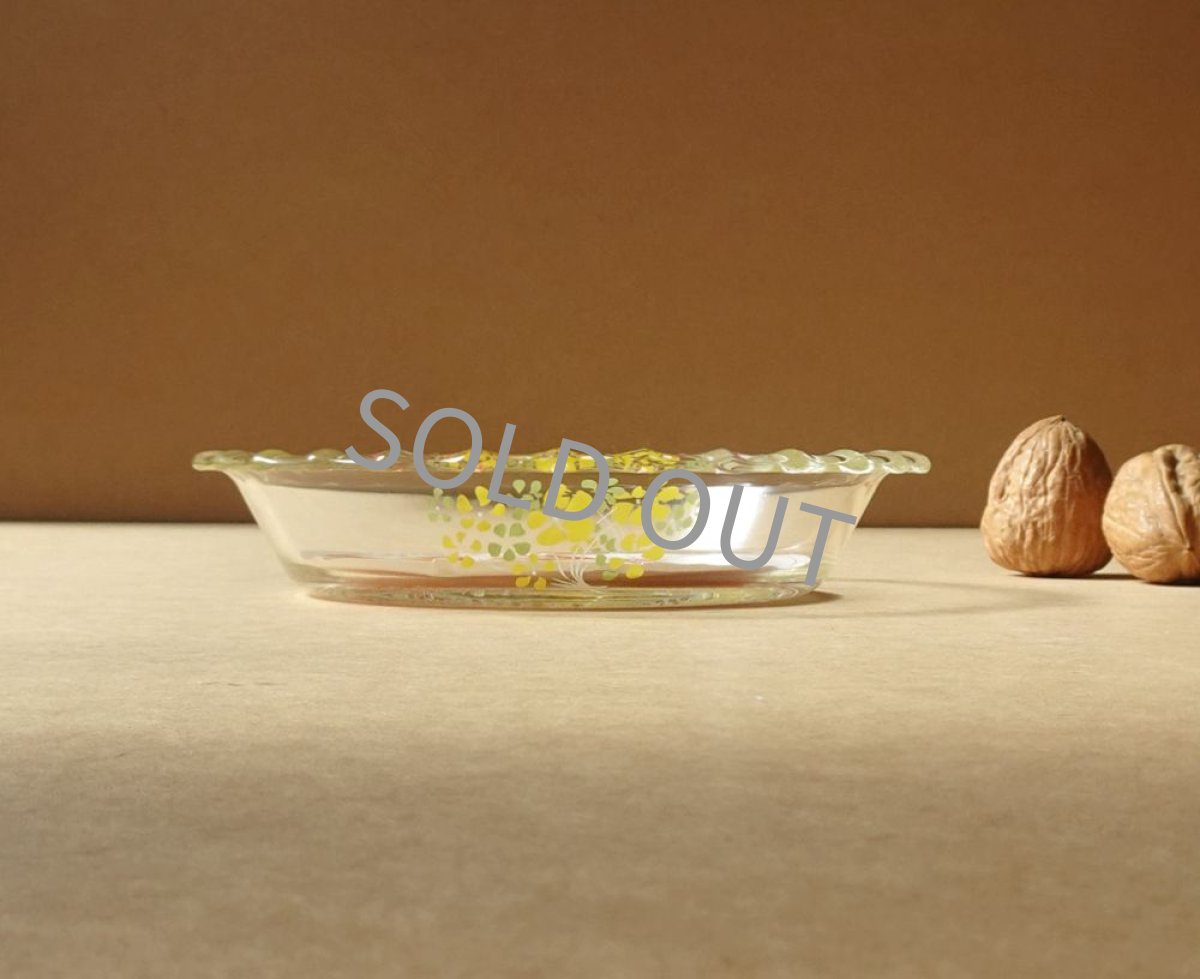 画像9: レトロ パイレックス 耐熱ふち飾り皿 小 黄花 日本製 15cm (9)