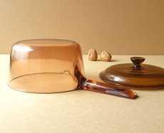 画像20: VISION コーニング社 直火用ガラス片手鍋 アンバー1.5L (20)