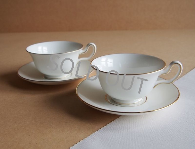 ウエッジウッドカップソーサー Wedgwood (ウェッジウッド) カップ&ソーサー 金縁 ボーン