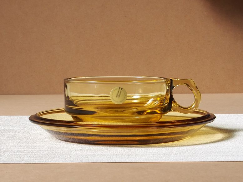 日本本物ボヘミア　パネルグラス金彩　ティーセット　カップ＆ソーサー・ポットクリーマーシュガー 工芸ガラス