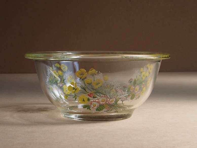 SHOP偶然と必然の間 PYREX BOWL 15.5cm FLOWER MADE IN JAPAN